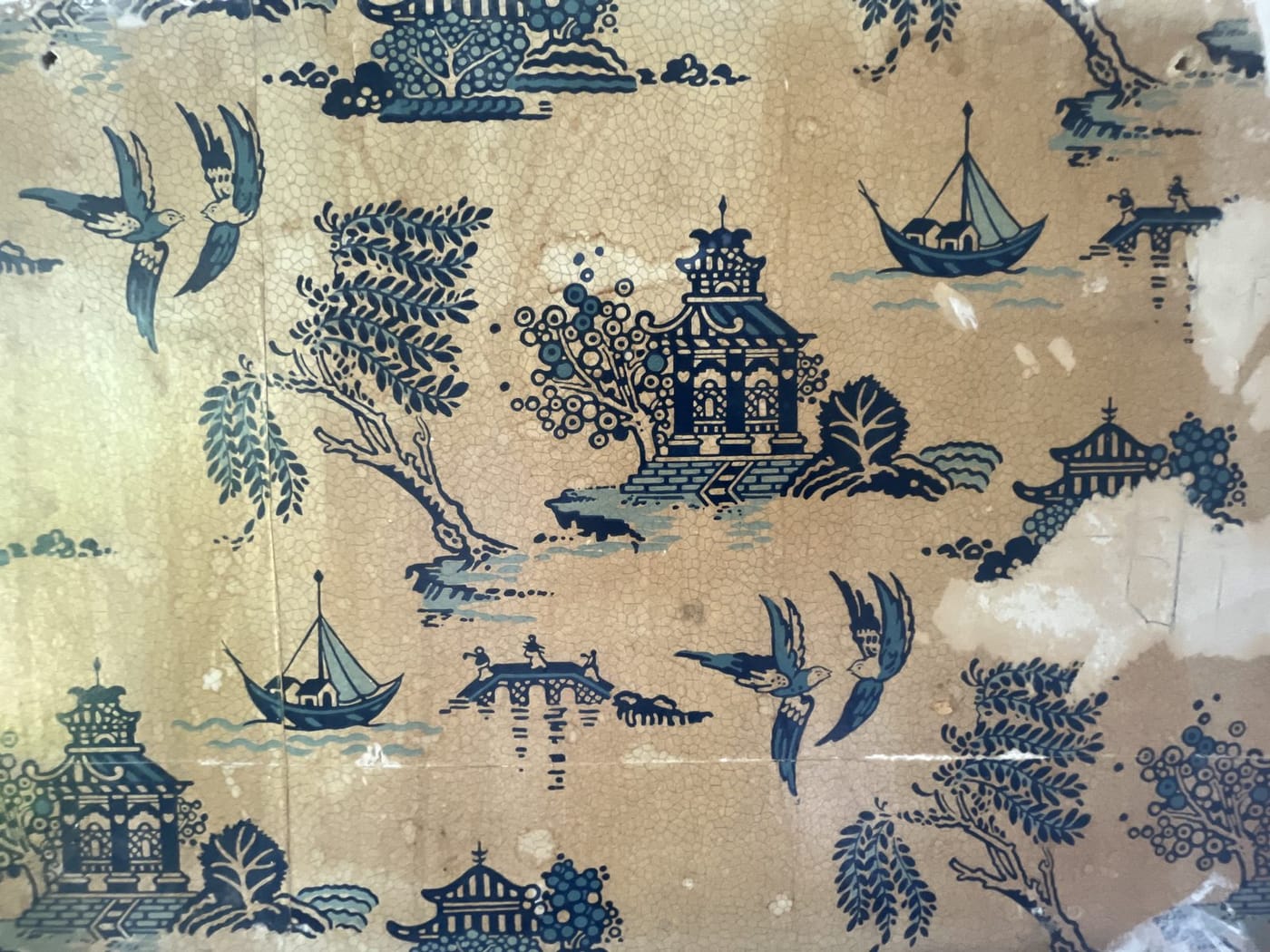 Two-century-old wallpaper unravelling
